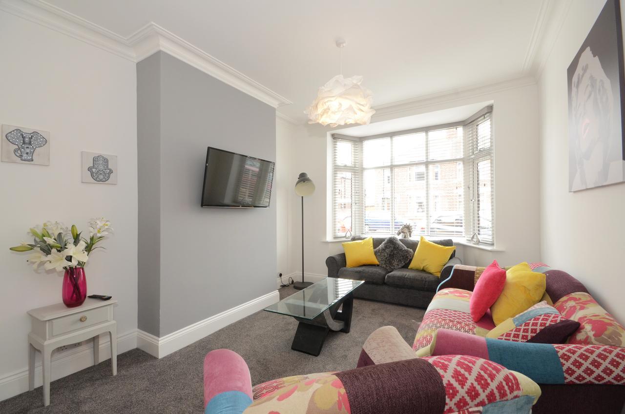 York Boutique House- Spacious & Stylish With Free Parking Exterior photo